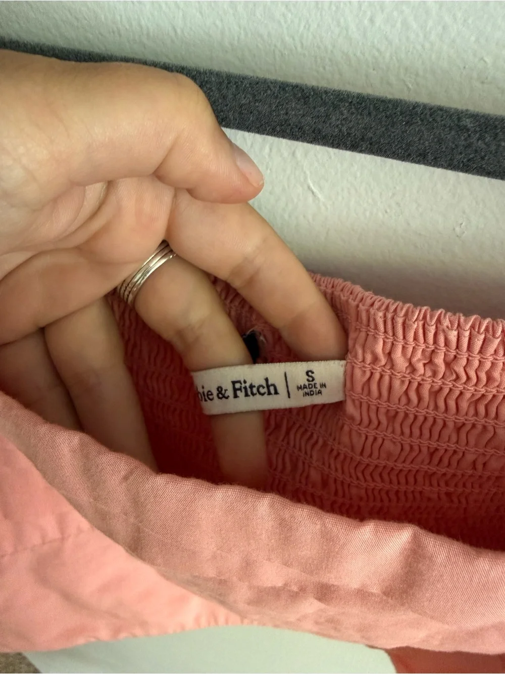 Abercrombie & Fitch Light Pink Puff-Sleeve Square-Neck Crop Top